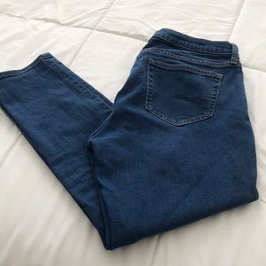 GAP girlfriend Jean size 30